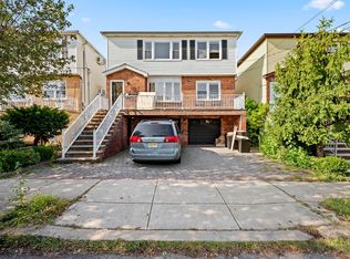 146 North St FLOOR 2, Bayonne, NJ 07002