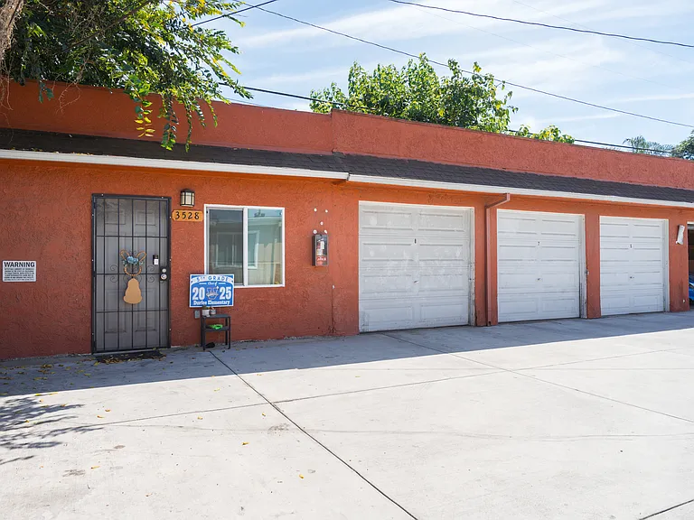 3518 Sanborn Ave #B — Photo 5
