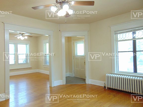 2nd image of 1023 Christiana St