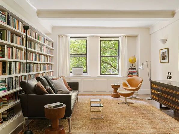 305 W 86th St #4B, New York, NY 10024