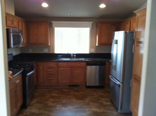 106 Oakwood Ln, Santa Rosa, CA 95409