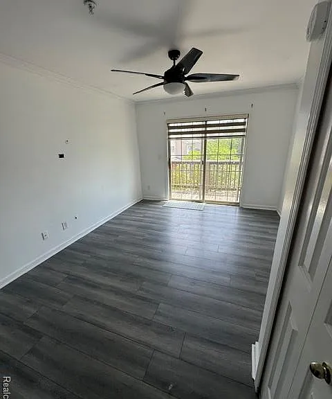 17034 Farmington Rd — Photo 8