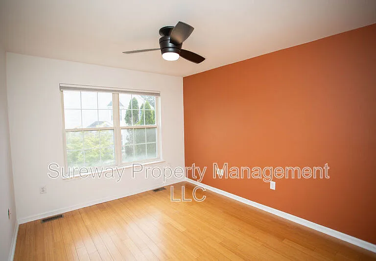 605 Doral Dr — Photo 25