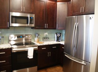 719 S Main St #98HPGGTUP, Joplin, MO 64801