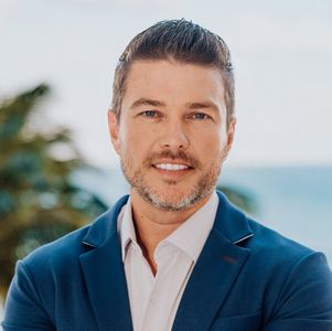 Daniel Tzinker