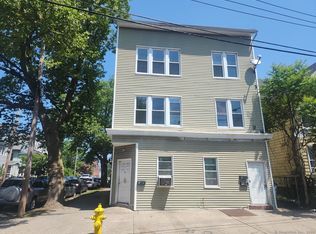 101 Woolsey St FL 2, New Haven, CT 06513