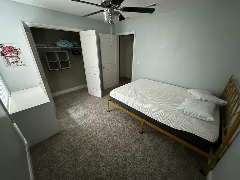 1373 Sussex Dr #3 — Photo 2