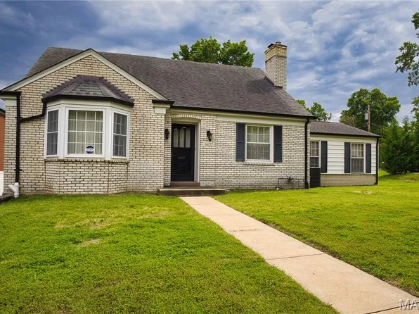 9402 Pine Ave, Saint Louis, MO 63144