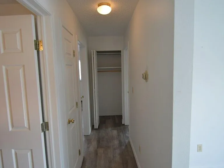 2014 8th Ave NW — Photo 7