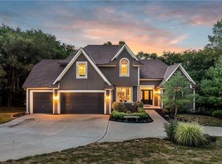 6140 NW Union Chapel Rd, Parkville, MO 64152