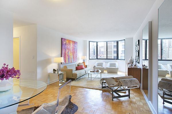 1st image of 101 W 90th St APT 15B