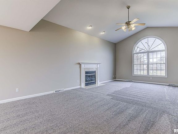5th image of 3804 Switchgrass Ct