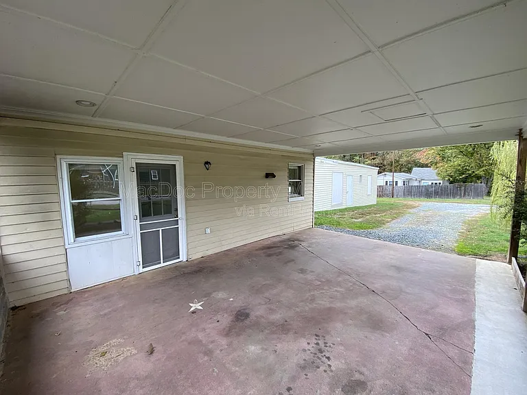 601 Forbes St — Photo 27