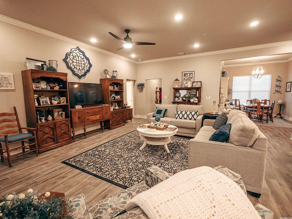 421 Tartaglia Ave, Springdale, AR 72762 Zillow