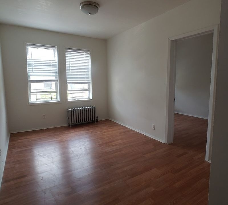 1st image of 2704 18th St #2