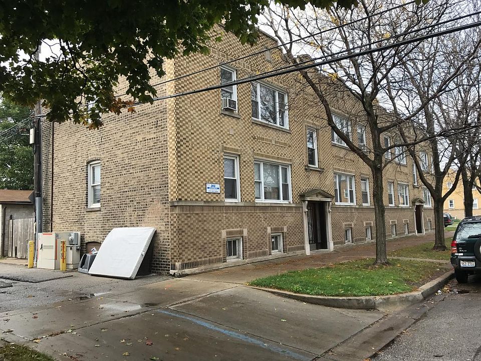 1st image of 2722 N Leclaire Ave #1