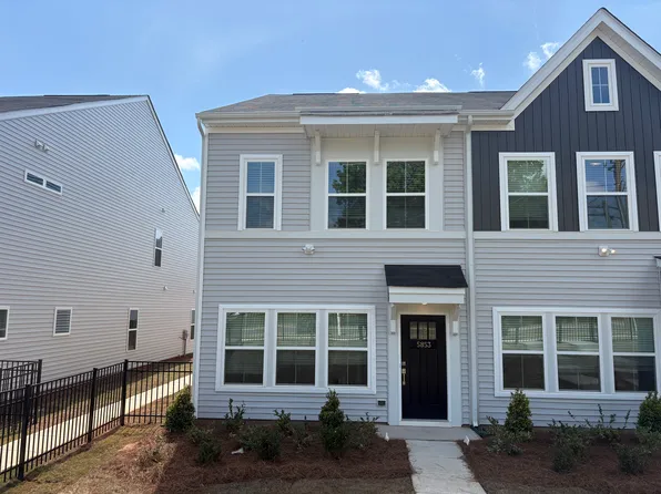 5853 Tuckaseegee Rd, Charlotte, NC 28208