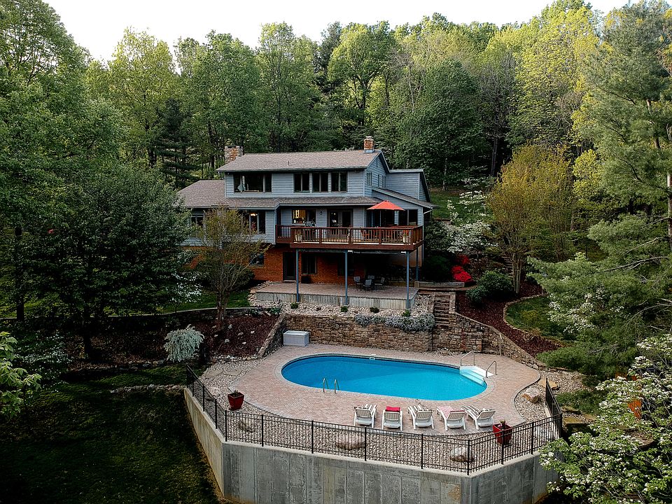1st image of 6635 Corntassel Ln