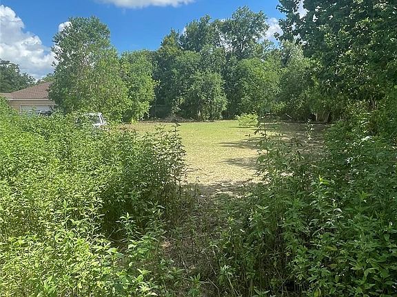 2nd image of 4906 Lincolnshire Rd