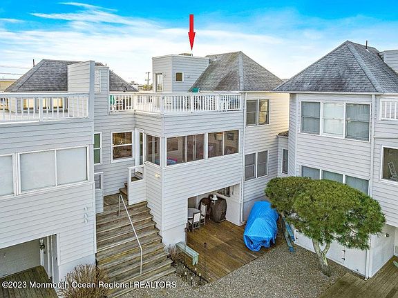 4th image of 4206 Long Beach Blvd #5