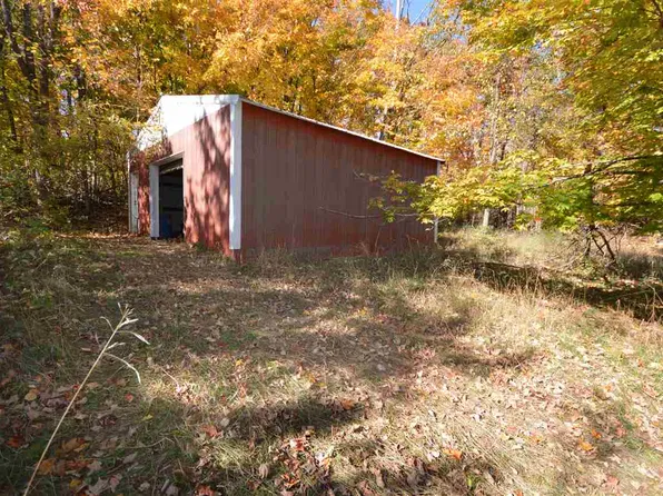 3345 Old Horton Bay Rd, Boyne City, MI 49712