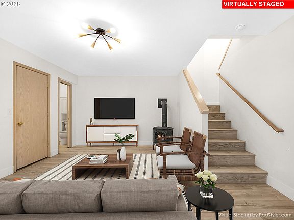 4th image of 411 Elk Creek Rd