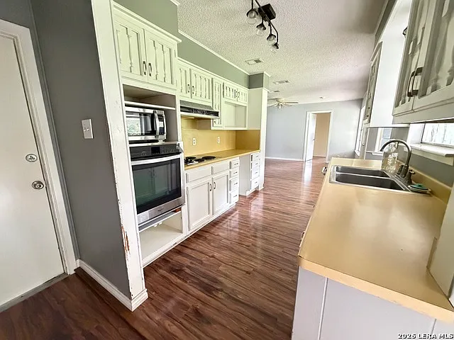 3710 Pinebluff Dr — Photo 13