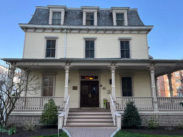 49 Glenbrook Rd APT 210, Stamford, CT 06902