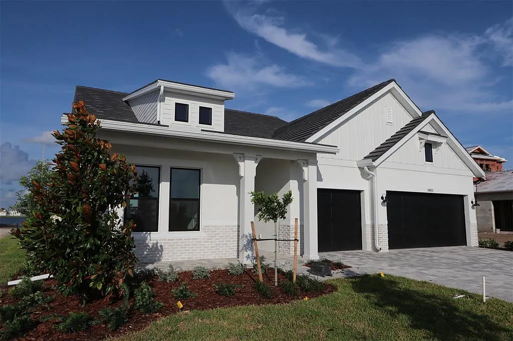 狐火　0101 Zarina One-handle Bathroom Sink Faucet – Moen