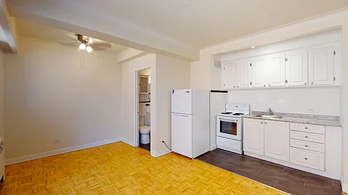 Floor plan Bachelor 0 Bed 1 Bath