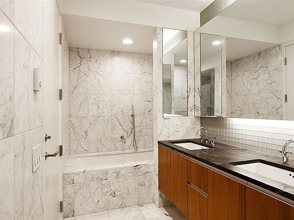 5th image of 311 West Broadway