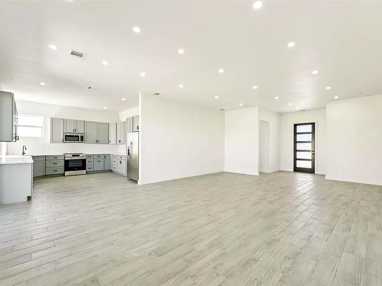 223 Road 5714 — Photo 3