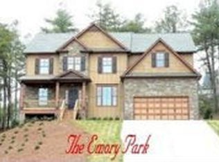 18 Spring Lake Trl, White, GA 30184