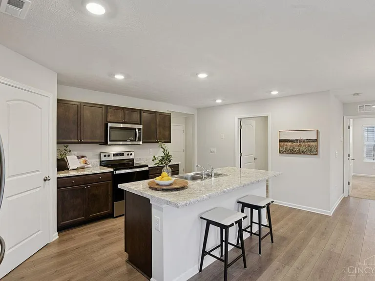5001 Lakeview Dr — Photo 14