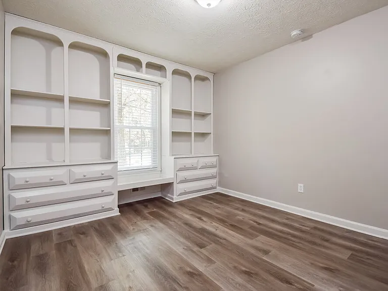 1265 Grayland Hills Dr — Photo 14