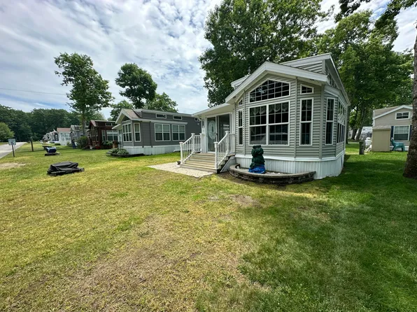 23 College Drive #625, Wells, ME 04090