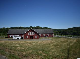 12 Thomas St, Chatham, NY 12037