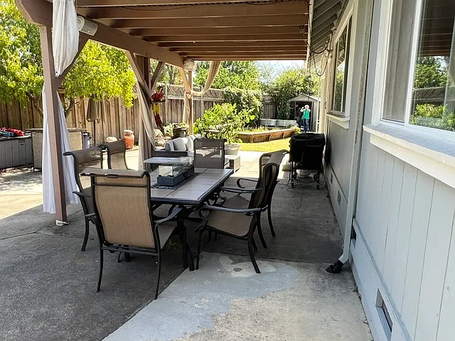 150 Moll Dr — Photo 20