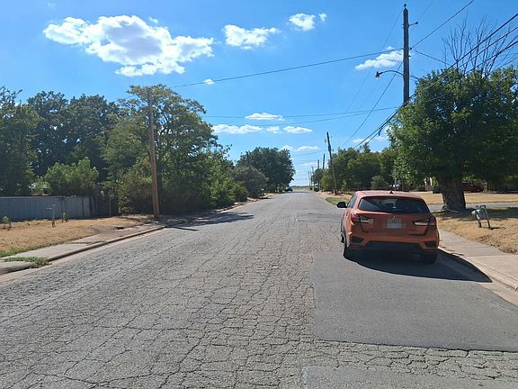 4th image of 3143 Jacqueline Rd