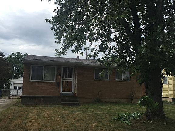 2nd image of 729 Holly Hill Dr