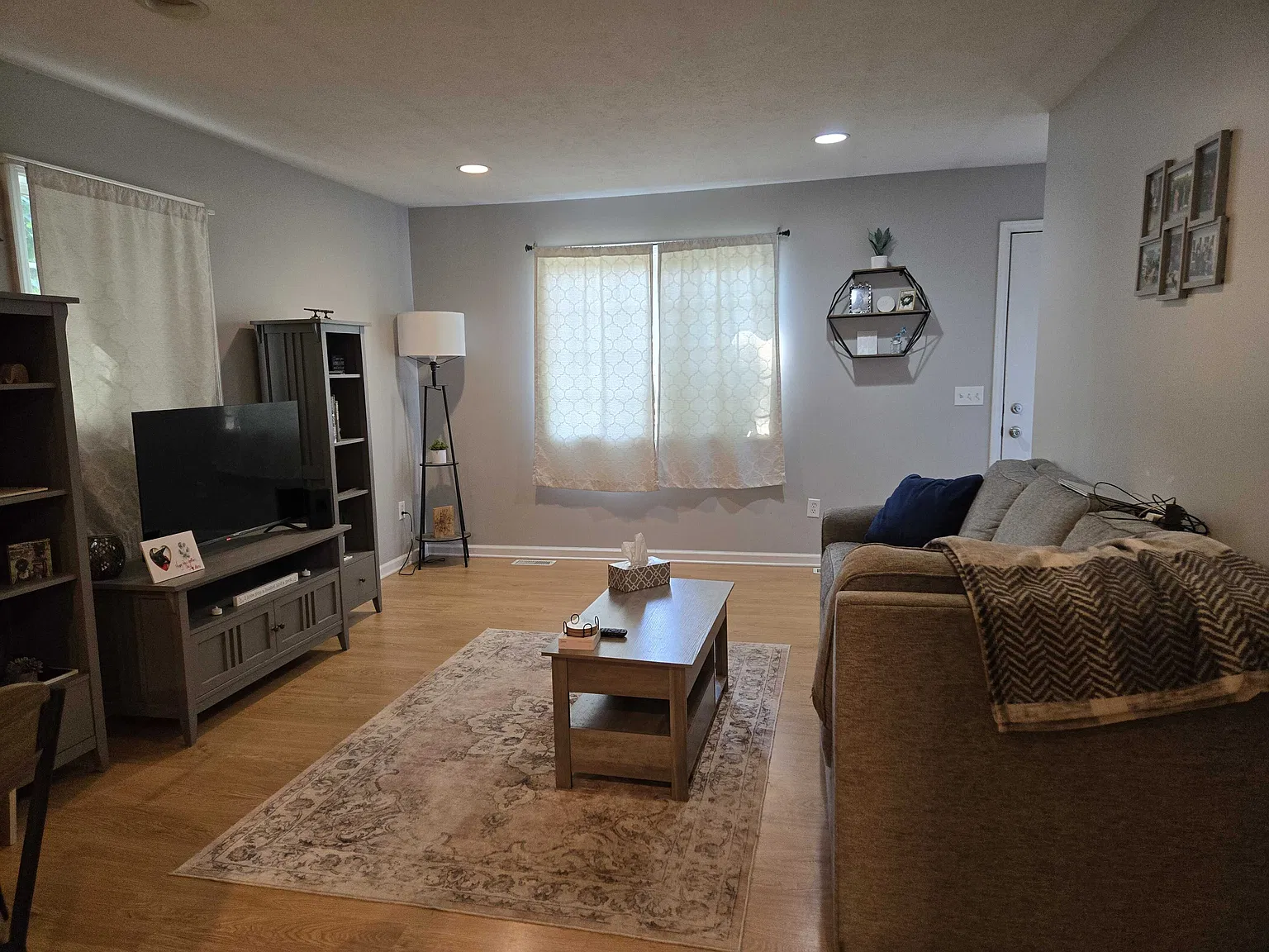 10972 Mountain Ash NW — Photo 3