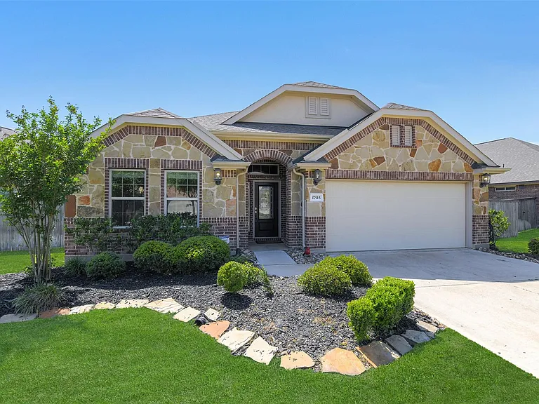 17515 Cypress Hilltop Way — Photo 1