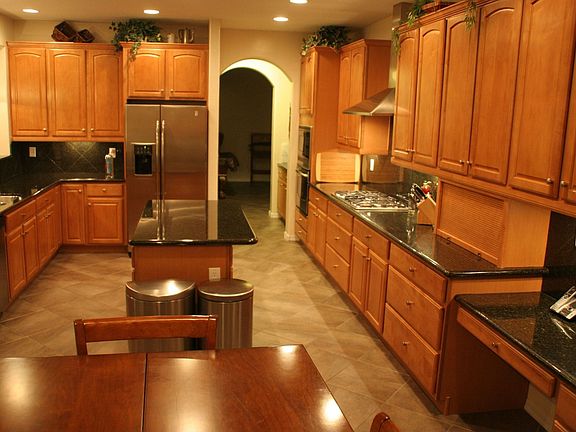 Kitchen/Maple 42" Merillat Cabinets and granite counters