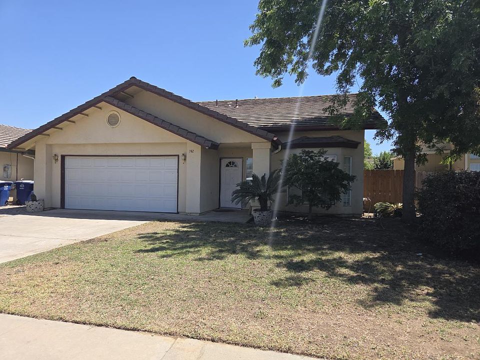 1st image of 142 Forest Dr
