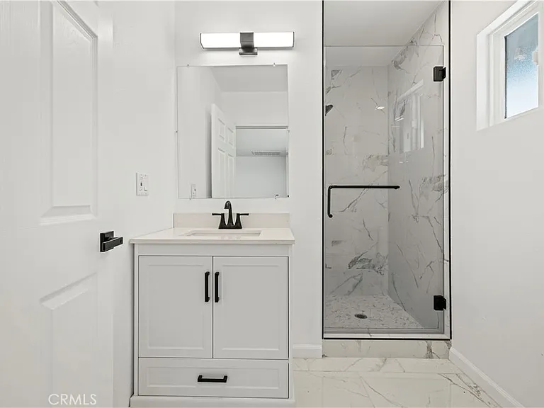 11549 Kagel Canyon St — Photo 30
