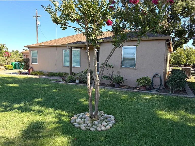 17986 E Copperopolis Rd — Photo 1