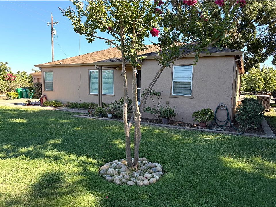 1st image of 17986 E Copperopolis Rd