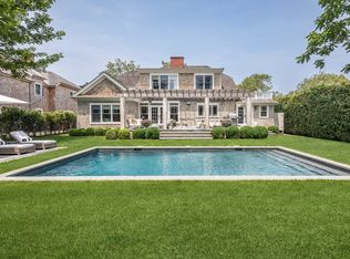 76 Bellows Ln, Southampton, NY 11968