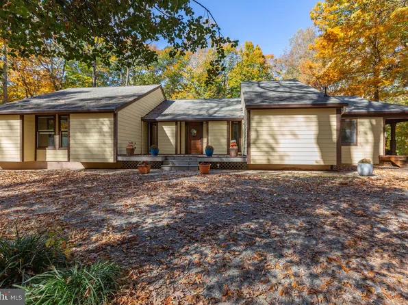 9337 Green Arbor Dr, King George, VA 22485