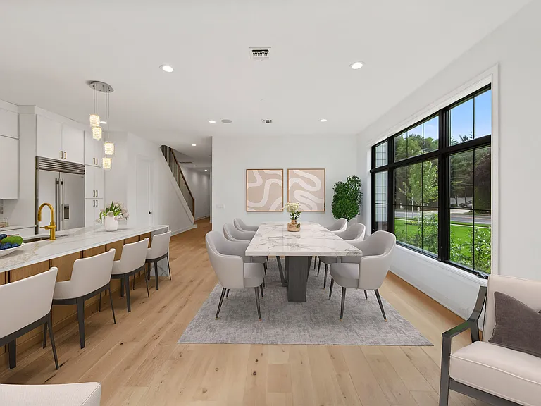 1 Feldman Ct — Photo 11